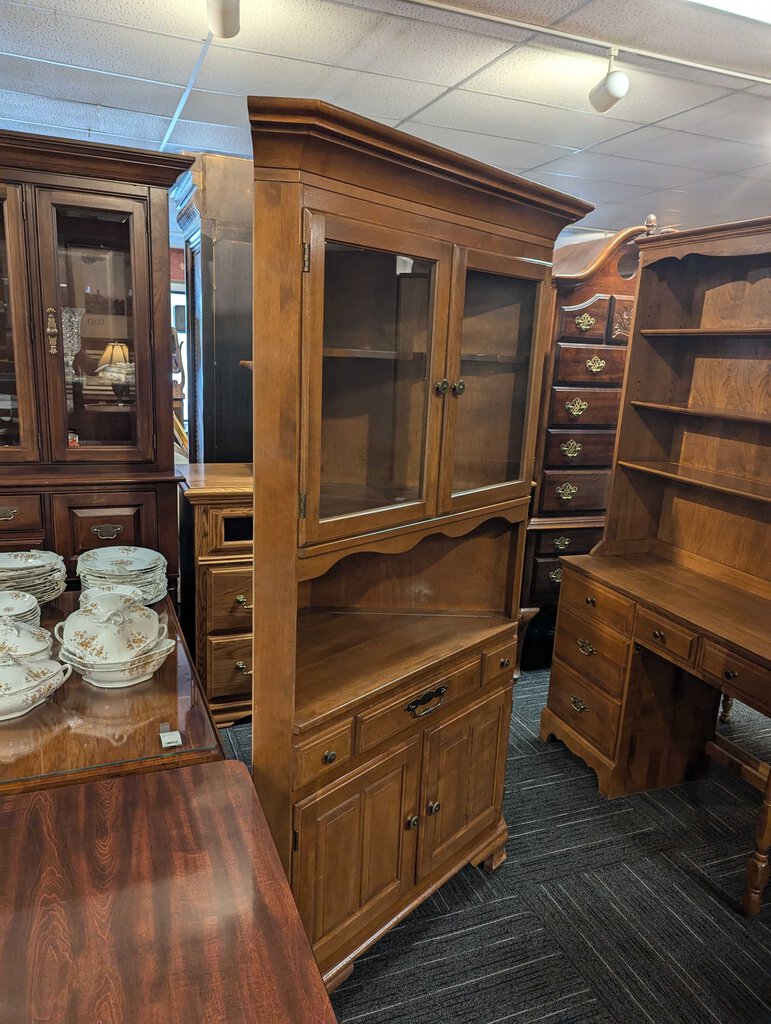 Maple corner cabinet
