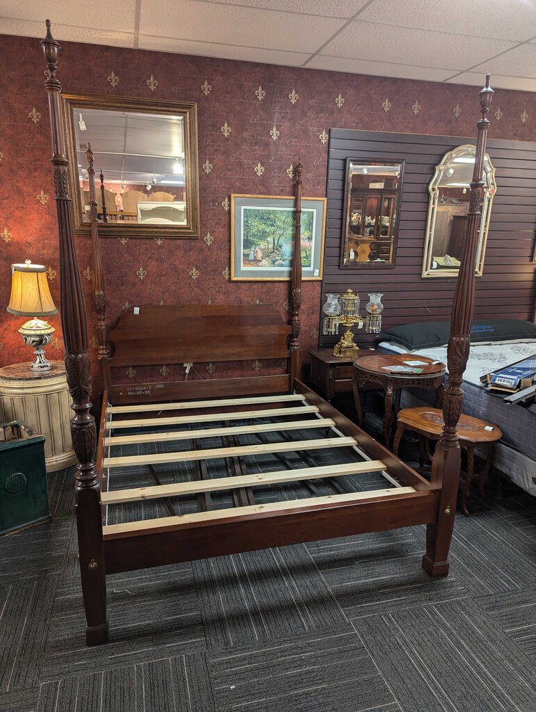 Ethan Allen Queen Size Four Post Bed