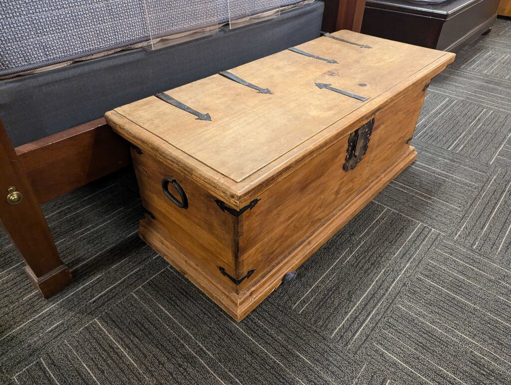 Rustic Trunk
