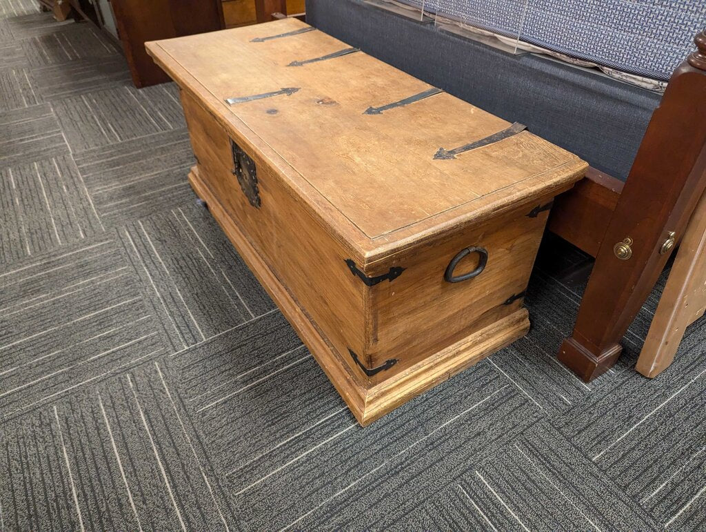 Rustic Trunk