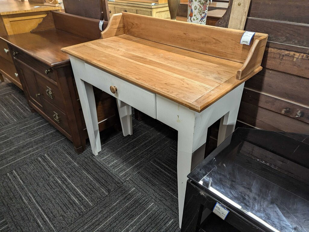 One Drawer Country Stand