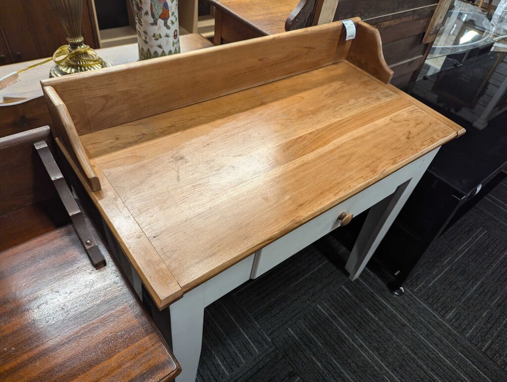 One Drawer Country Stand
