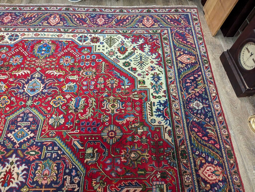 Hand Woven Wool Area Rug 9' x 12' Has Some Wear And Discoloration