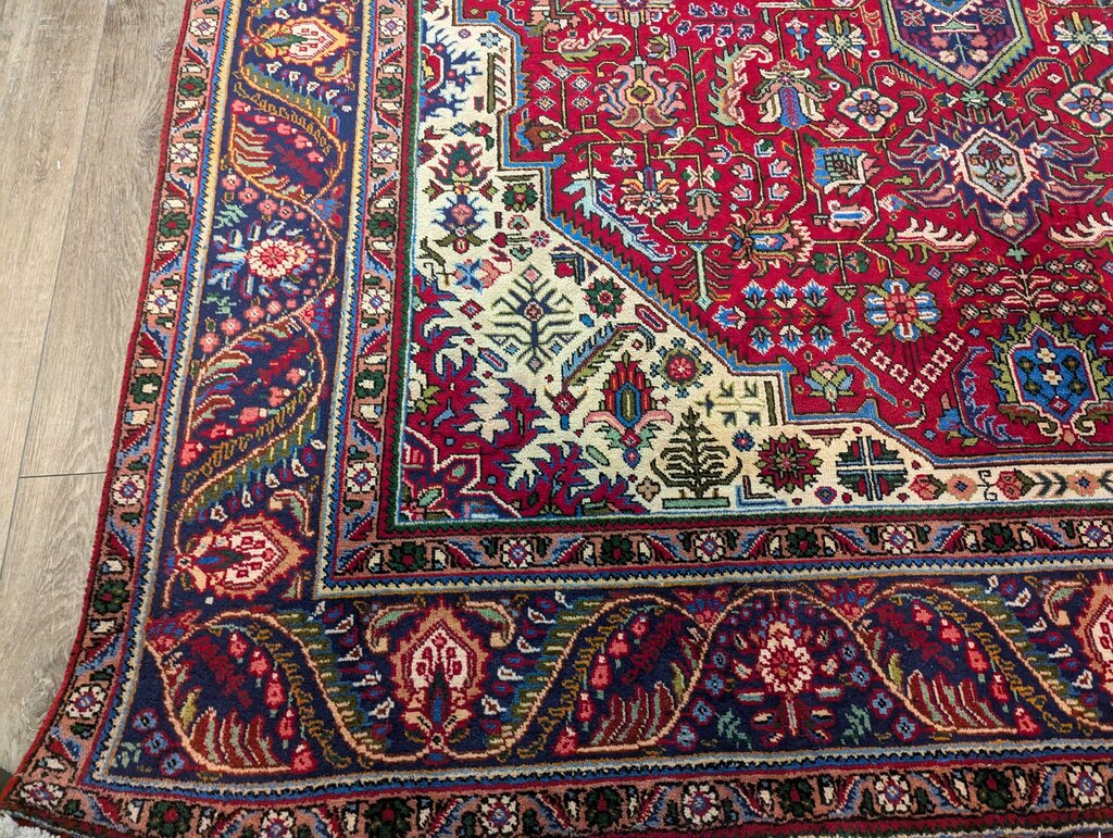 Hand Woven Wool Area Rug 9' x 12' Has Some Wear And Discoloration