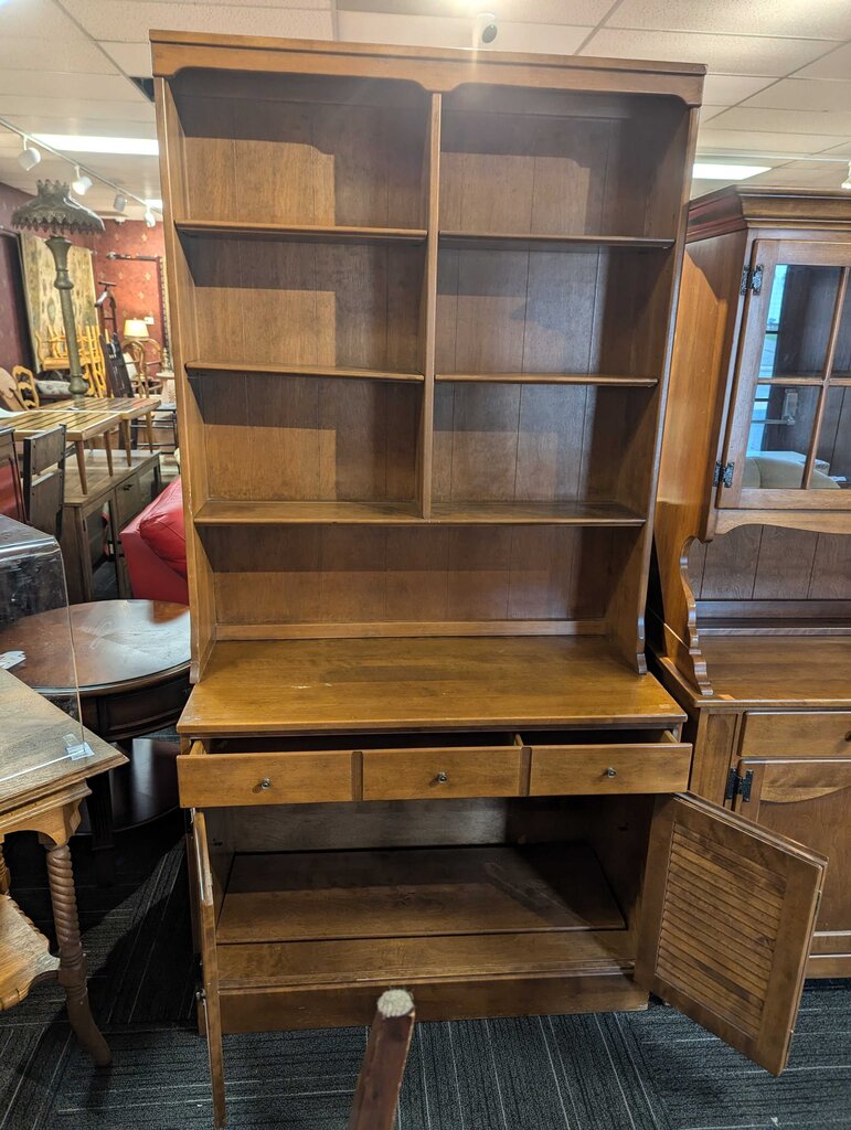 Ethan Allen Maple Bookshelf With Storage