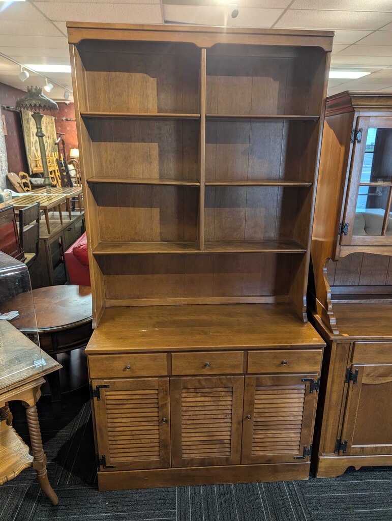Ethan Allen Maple Bookshelf With Storage