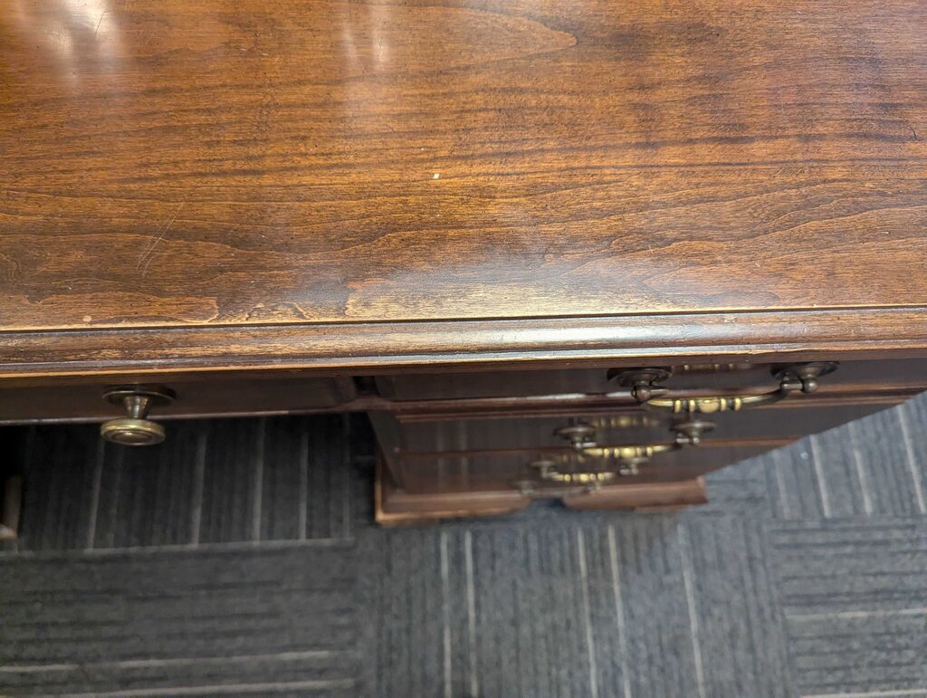 Solid Cherry Harden Desk