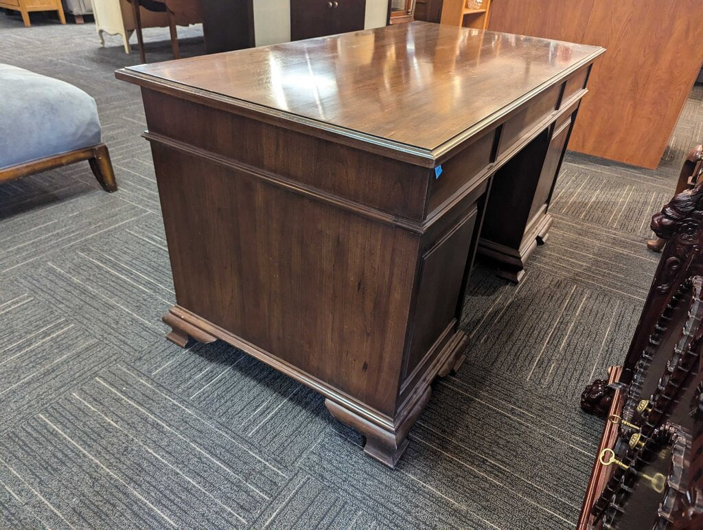 Solid Cherry Harden Desk