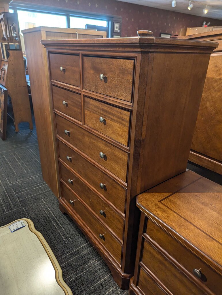 Modern Eight Drawer Chest