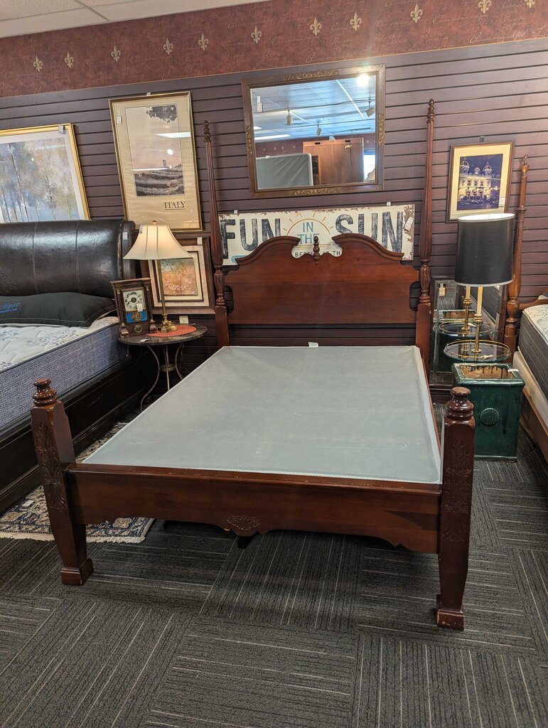 Queen Size Post Bed