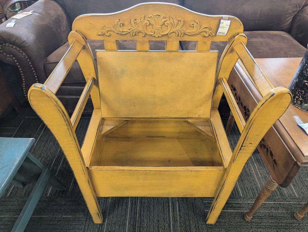 Small Country Bench With Storage