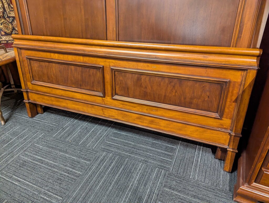 King Size Bed By Universal