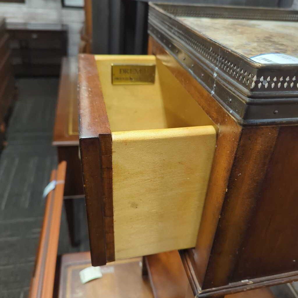 Drexel Heritage One Drawer Stand
