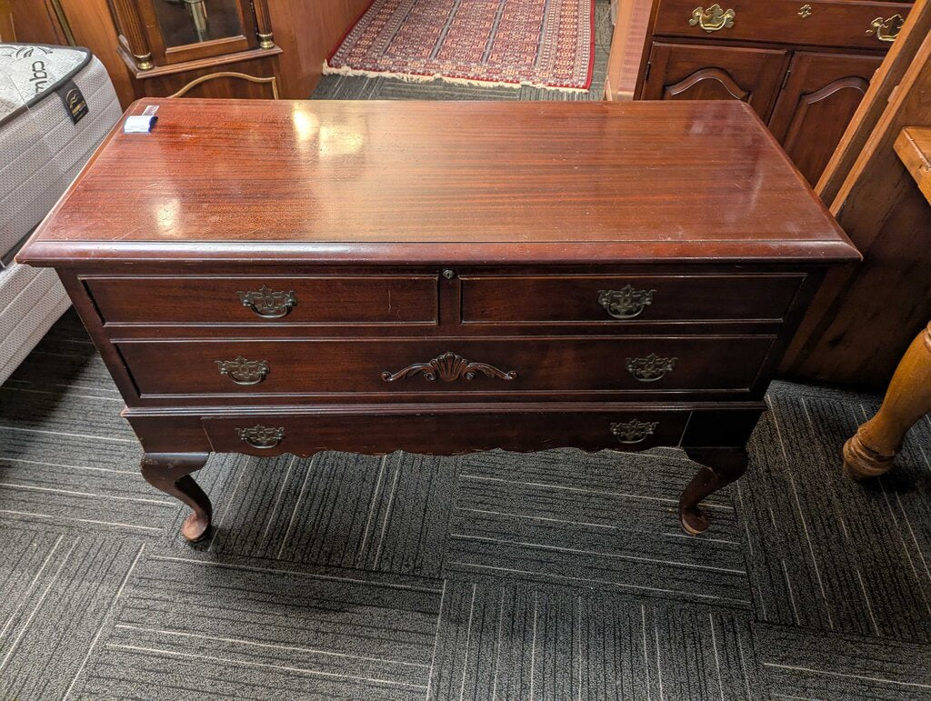 Mahogany Cedar Lined Blanket Chest