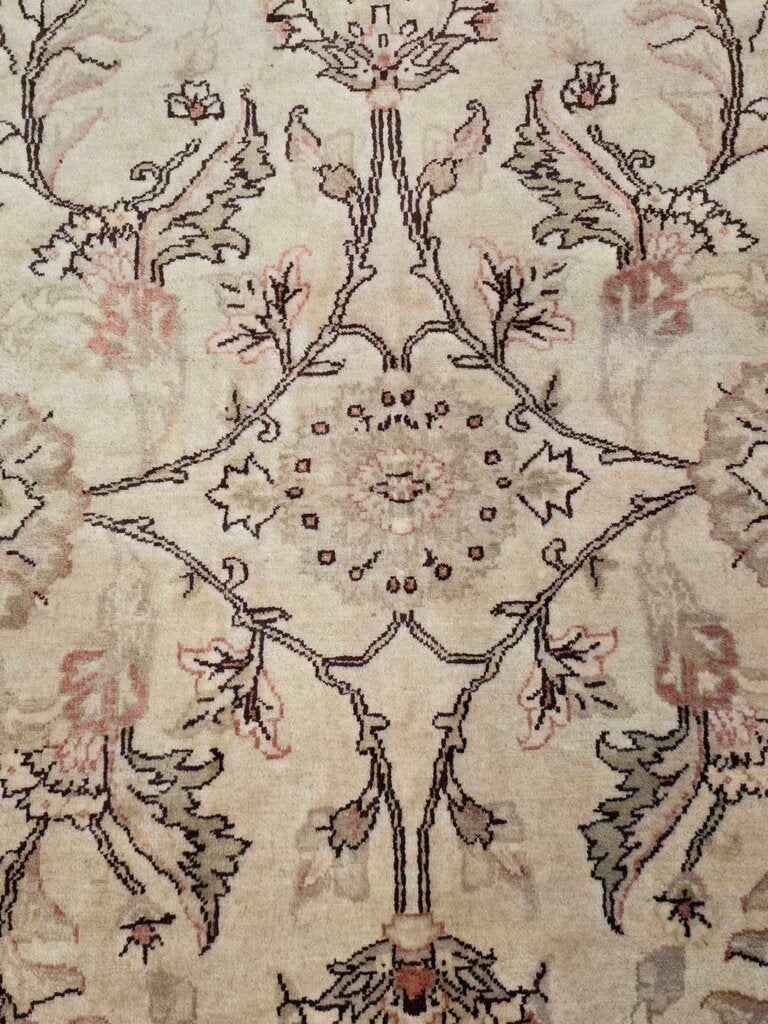 Contemporary Hand Woven Fine Wool Pile Persian Tabriz-Inspired Floral Rug 10'5 by 8'4"