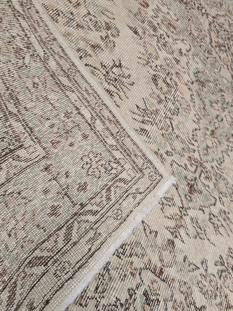 Contemporary Hand Woven Flat Weave Kilim Tabriz Medallion Wool & Silk Carpet 9'2" by 5'10"