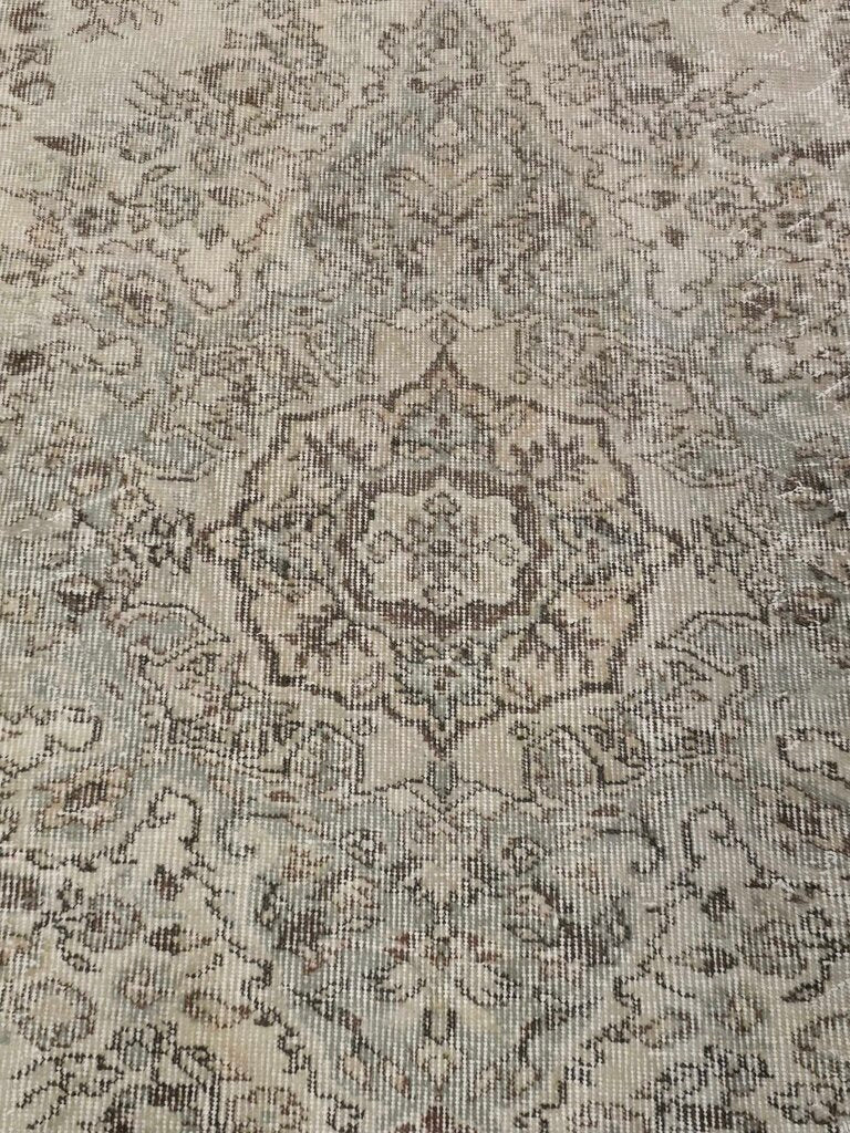 Contemporary Hand Woven Flat Weave Kilim Tabriz Medallion Wool & Silk Carpet 9'2" by 5'10"