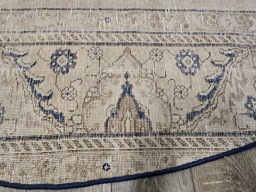 Modified to Round Antique Revival Contemporary Flat Weave Persian Medallion Wool & Silk Rug 9'9"