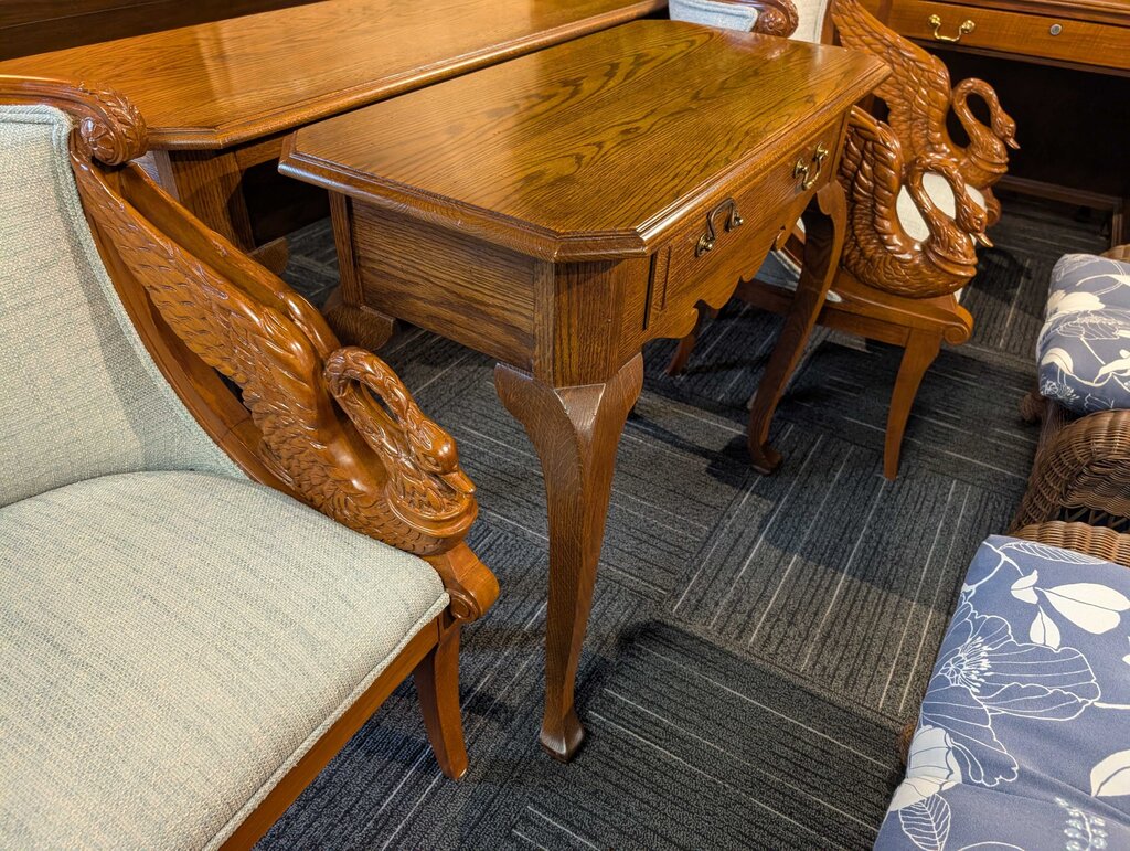 Solid Oak Ethan Allen Entry Table