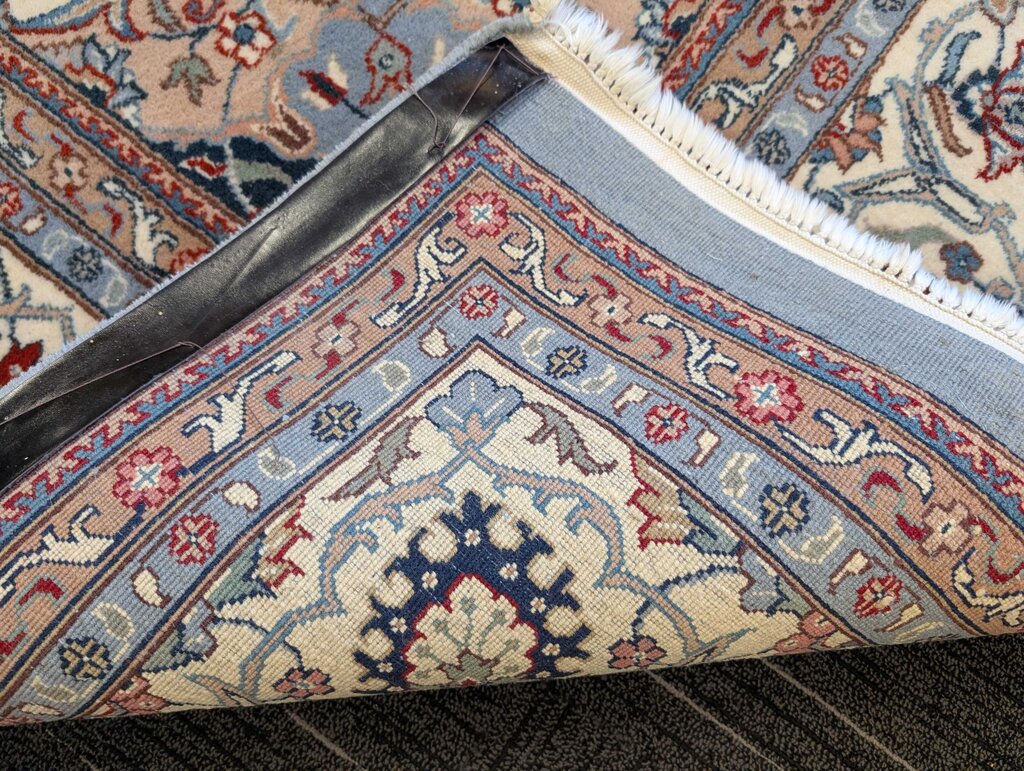 Hand Woven Wool Area Rug 9' x 12'