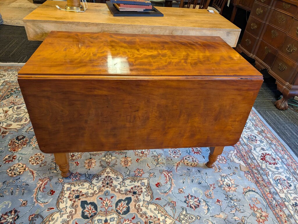 New York Sheraton Drop Leaf Table