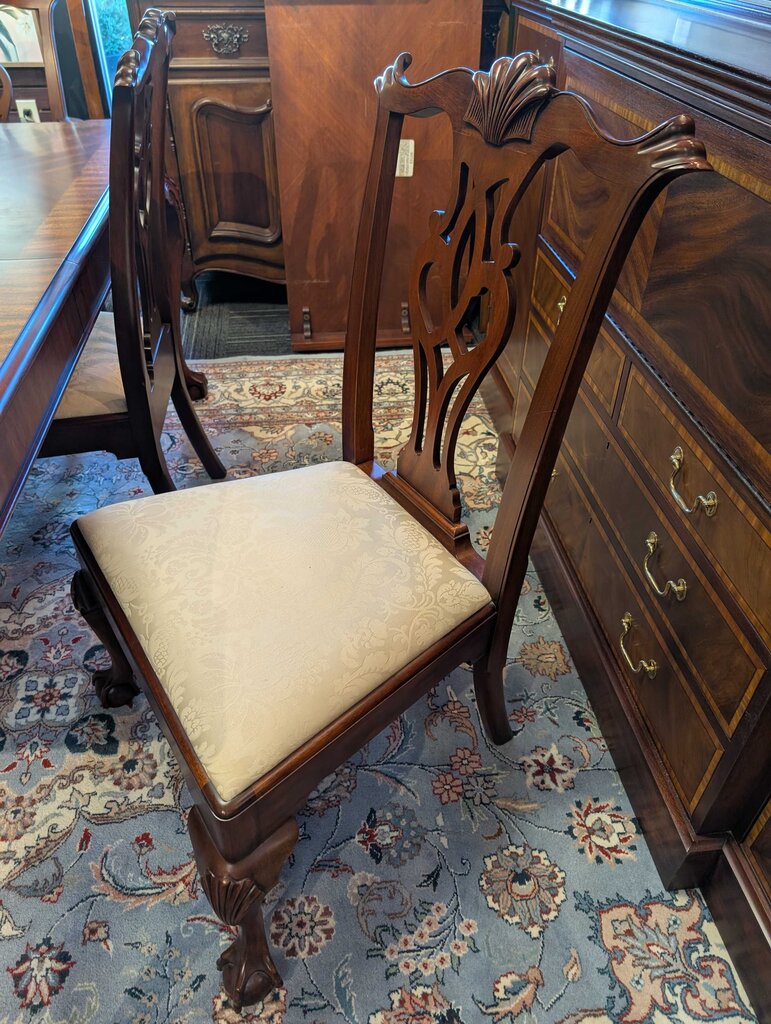 Spectacular Henkel Harris Mahogany Table With Six Chairs, Two Leave And Pads