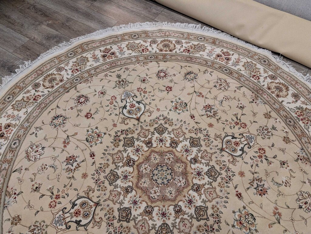 Hand Woven Round Wool Area Rug 100'' Diameter