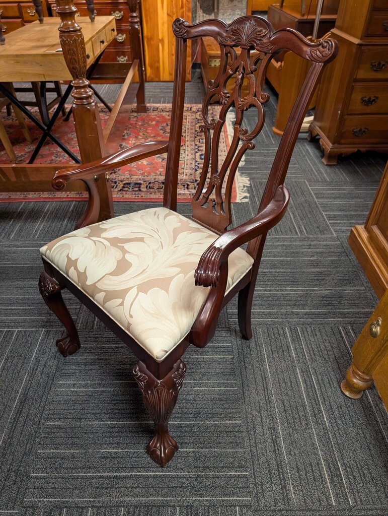 Chippendale Style Formal Ethan Allen Table With Six Chairs