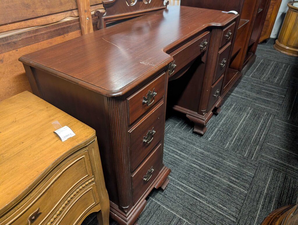 Mahogany Vanity With Mirror