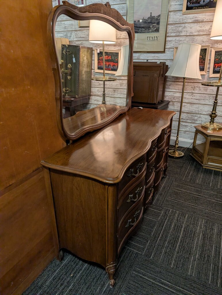 French Dresser With Mirror