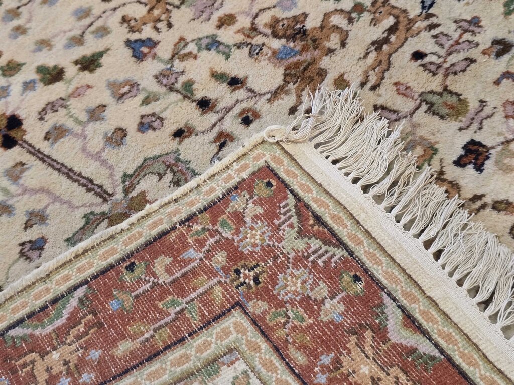 Hand Woven Persian Wool Tribal Carpet (6'2" by 3'10")