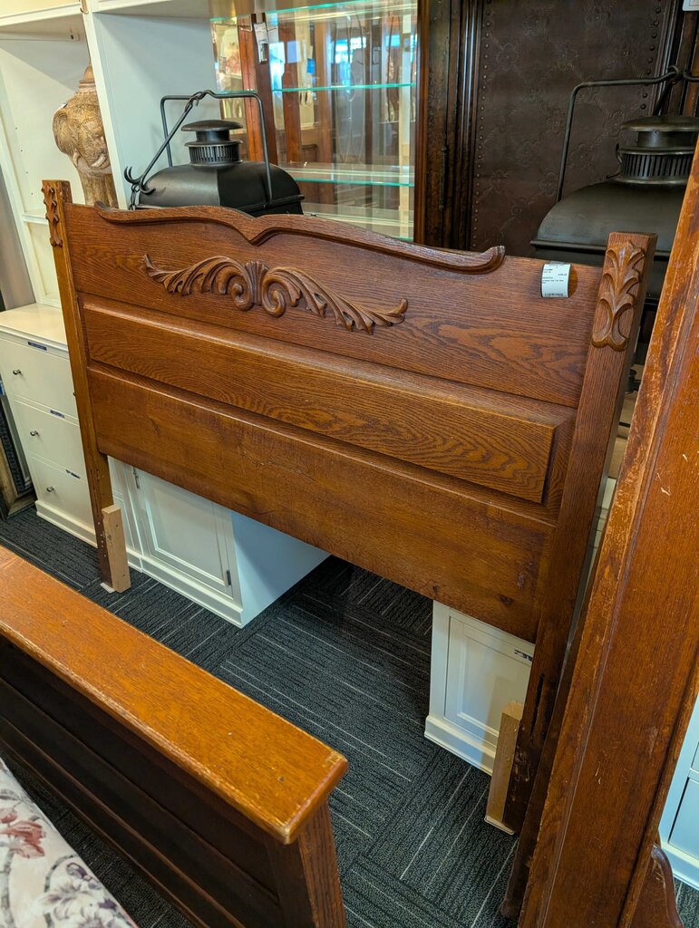 Antique Oak Full Size Bed