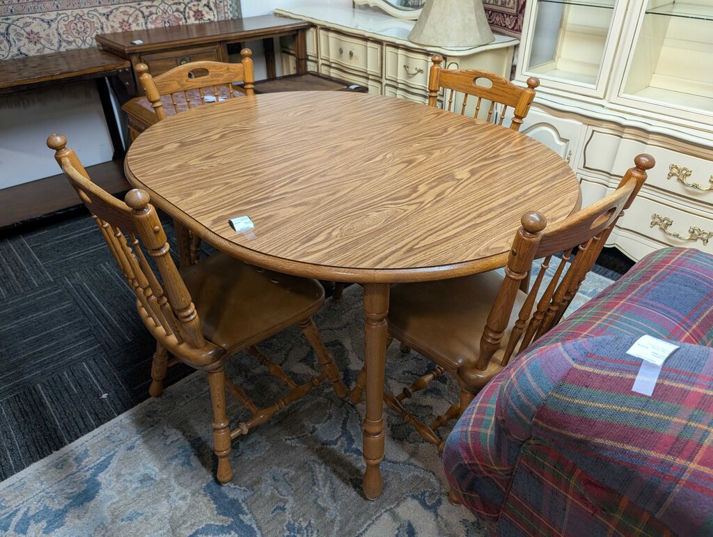 Formica Top Table With Four Chairs