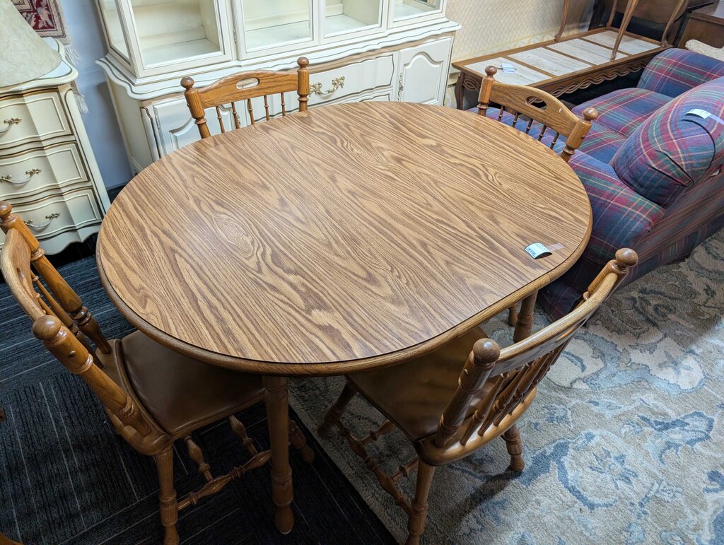 Formica Top Table With Four Chairs