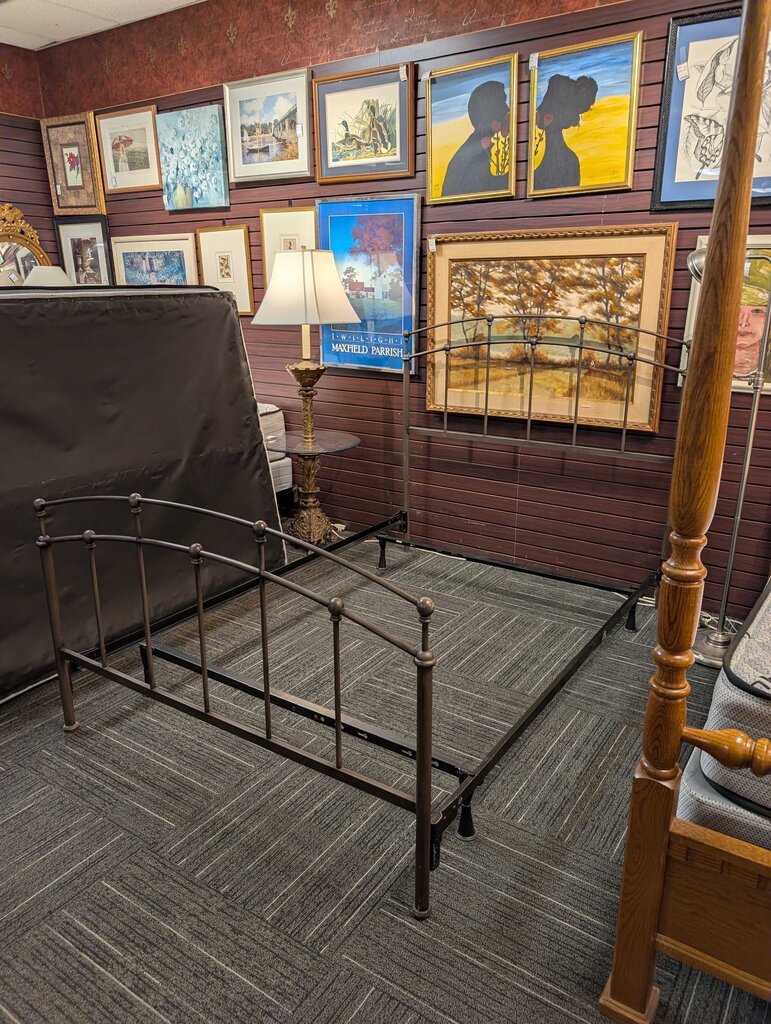 Modern Full Size Bed