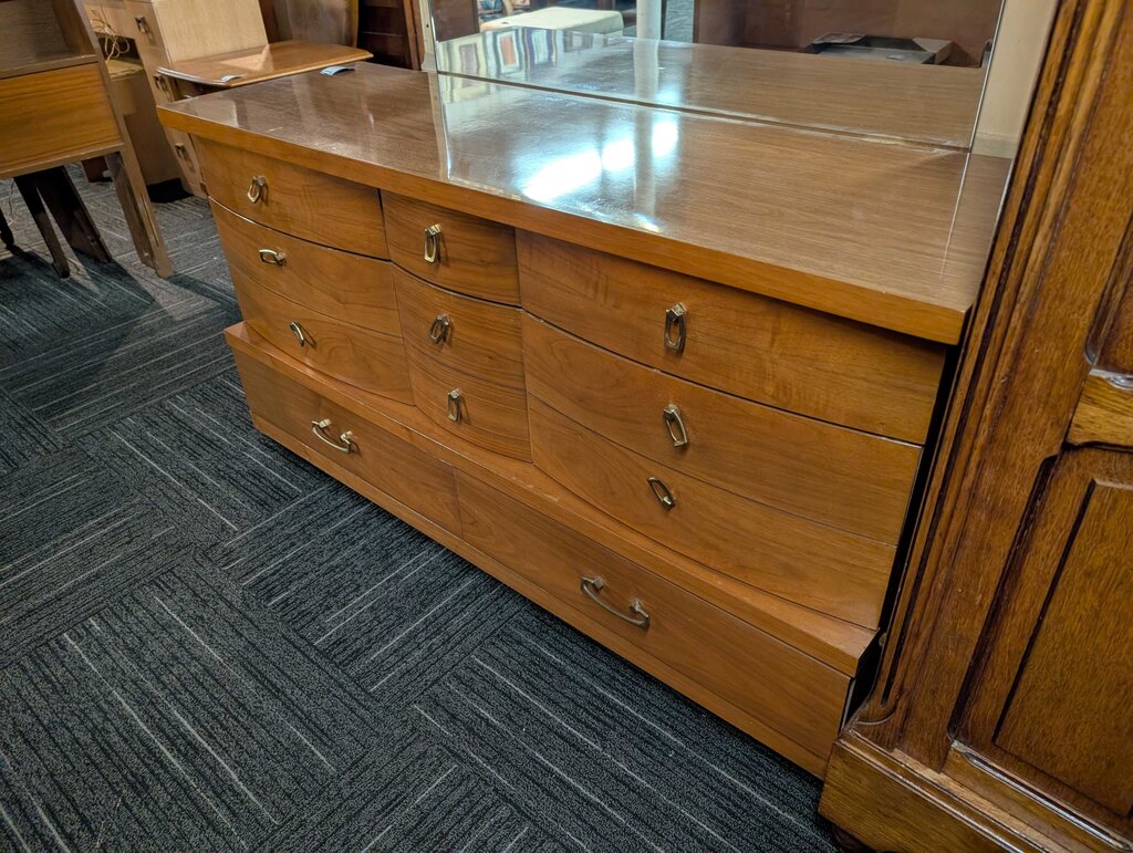 Mid Century Dresser With Mirror