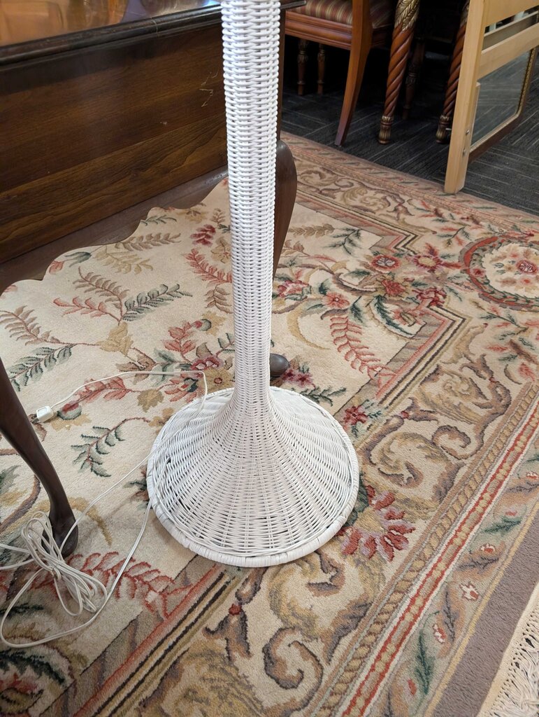 Wicker Floor Lamp