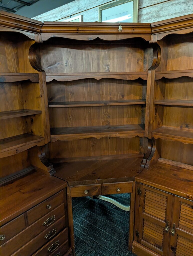 Pine Corner Desk