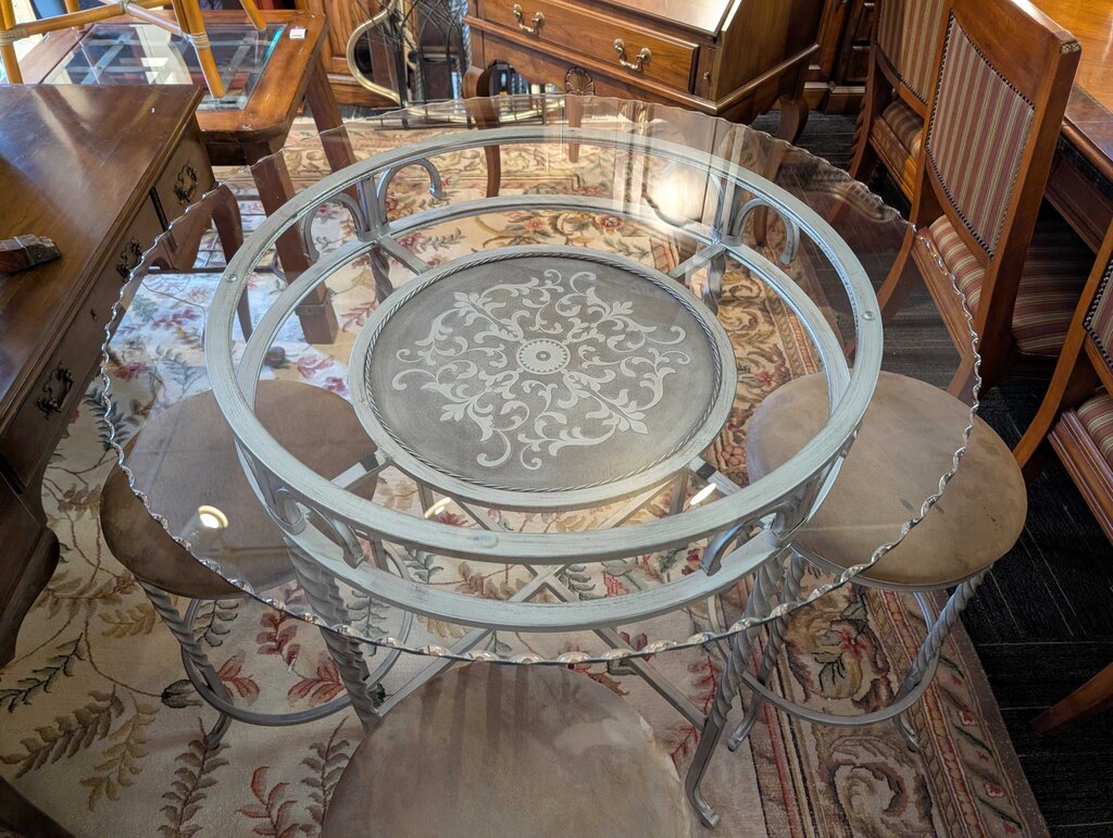 Counter Height Table With Three Stools