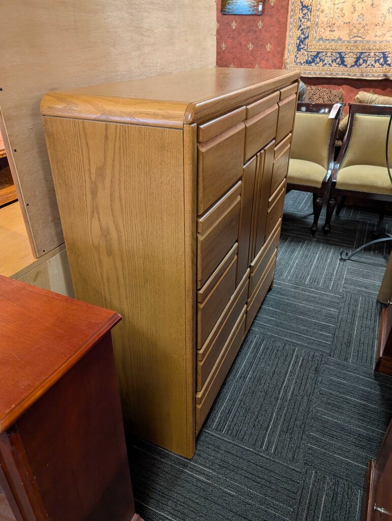 Oak Finish Mule Chest