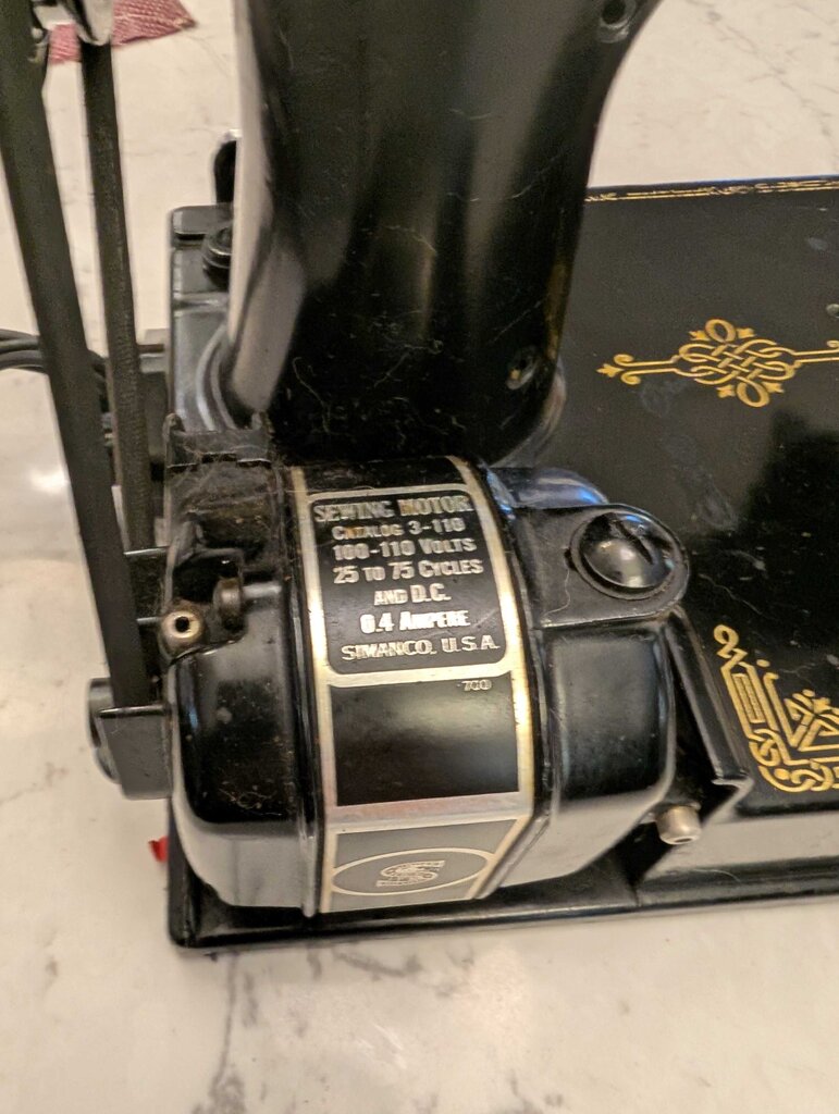 Singer Featherweight Sewing Machine