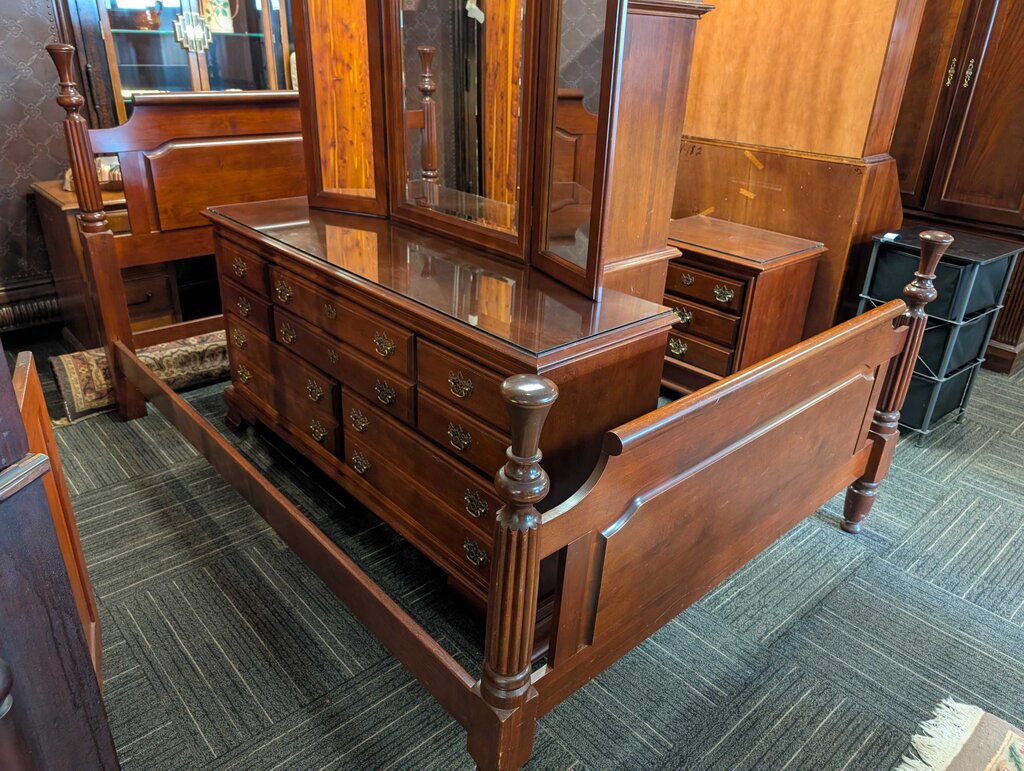 Vintage Cherry Queen Size Bed