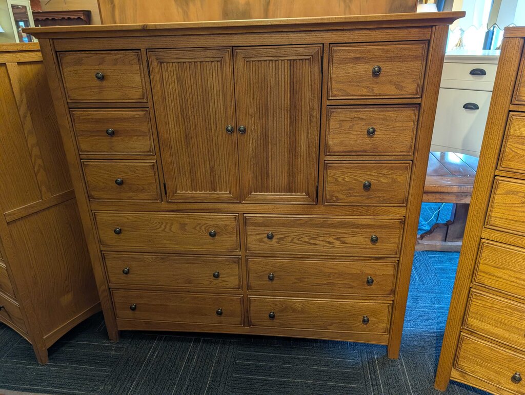 Large Oak Chest By Stanley