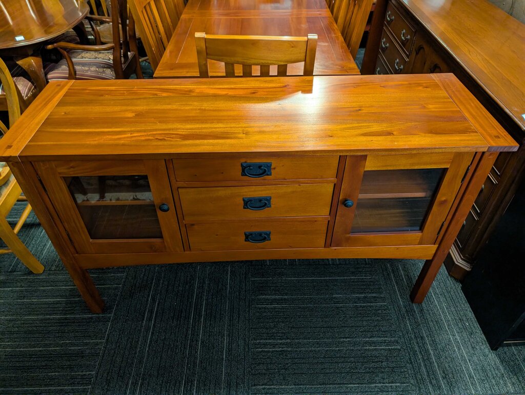 Country Style Sideboard