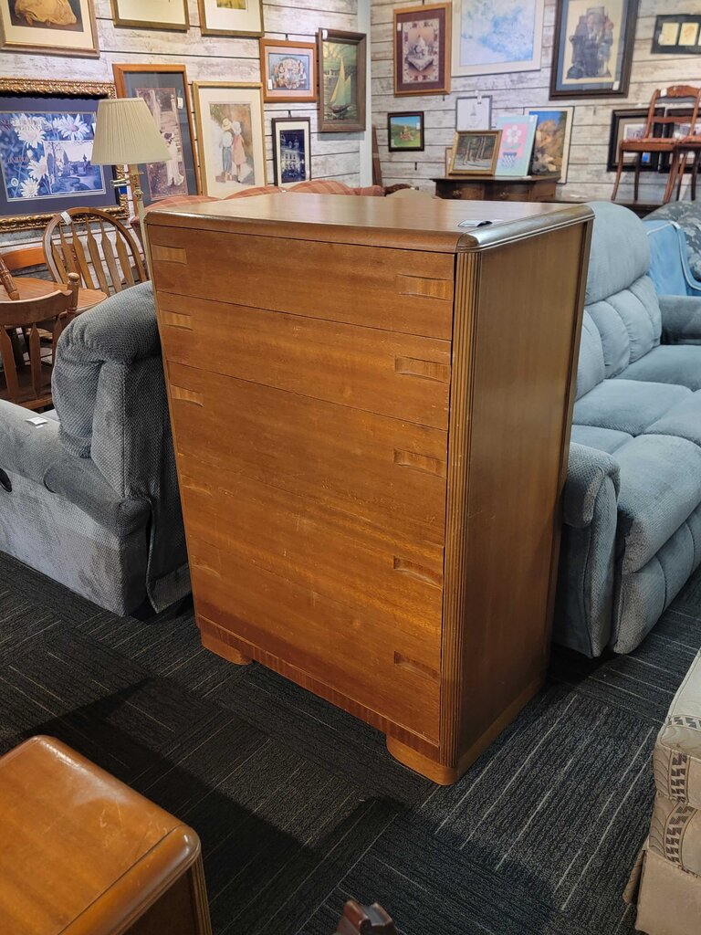 Vintage Chest Of Drawers
