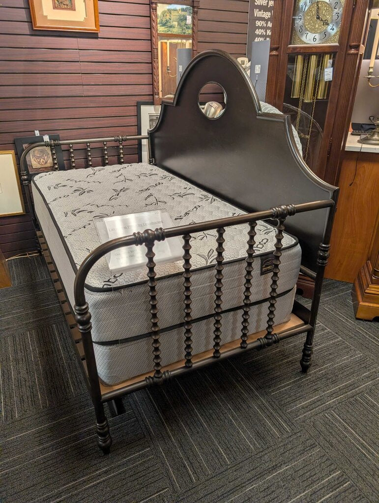 Quality Metal Daybed