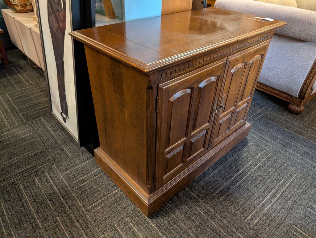 Ethan Allen Server