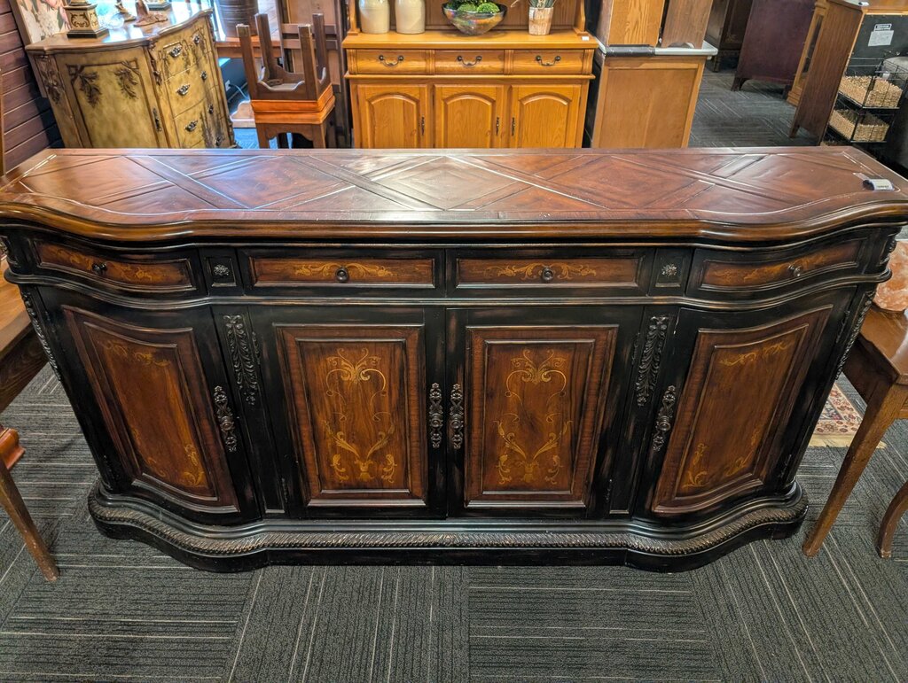 957-85-122 Hooker Furniture Preston Ridge 85in Credenza