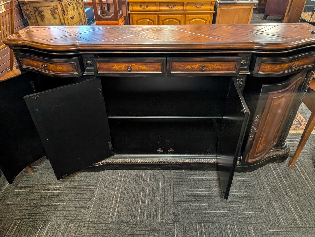 957-85-122 Hooker Furniture Preston Ridge 85in Credenza