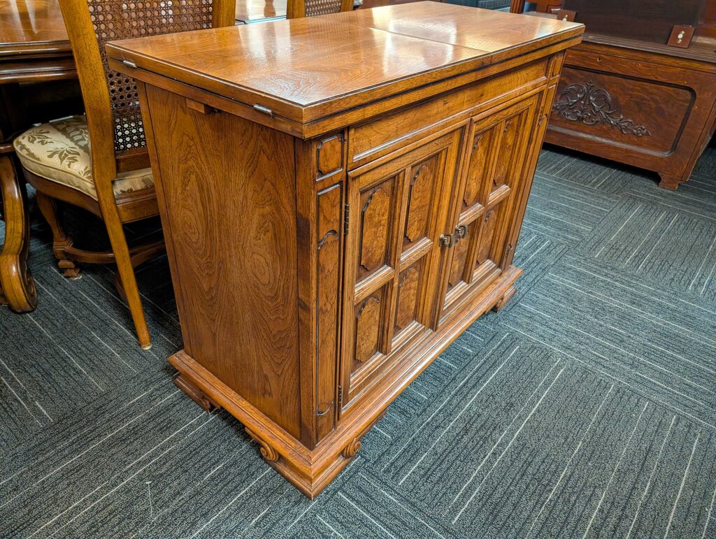 Thomasville Server